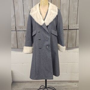 Vintage ILGWU Union Made 1960s Fur Collar Gray Ladies Jacket Size Small Lot CC